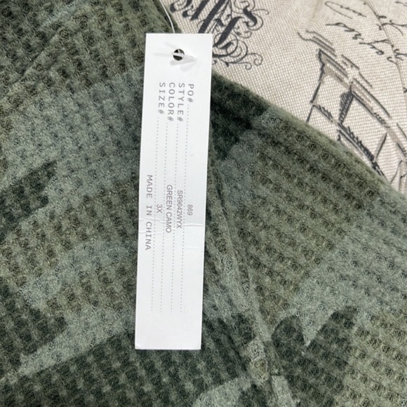 Sweet Romeo Cozy Thermal Pullover Top (Plus Size) - Picture 3 of 4